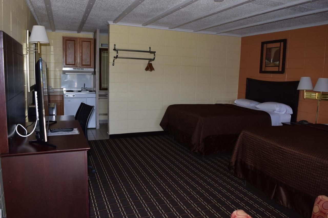 White Oaks Motel Pennsville/Carneys Point Dış mekan fotoğraf