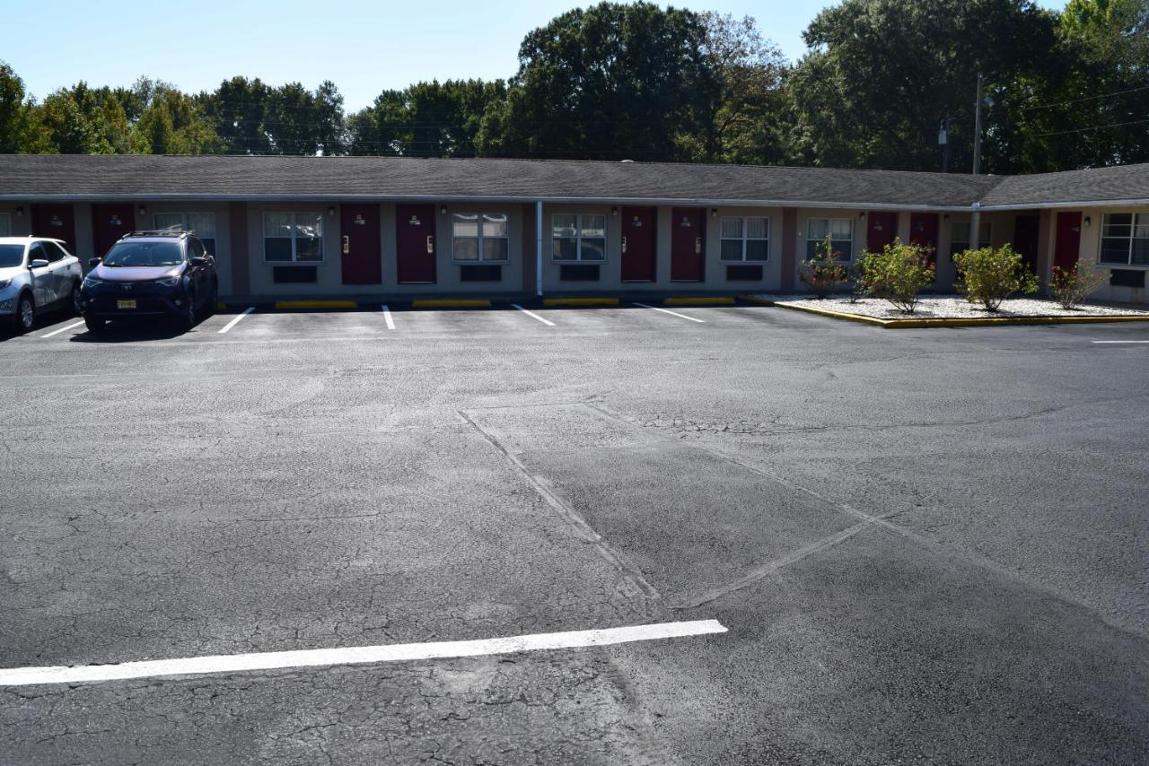 White Oaks Motel Pennsville/Carneys Point Dış mekan fotoğraf