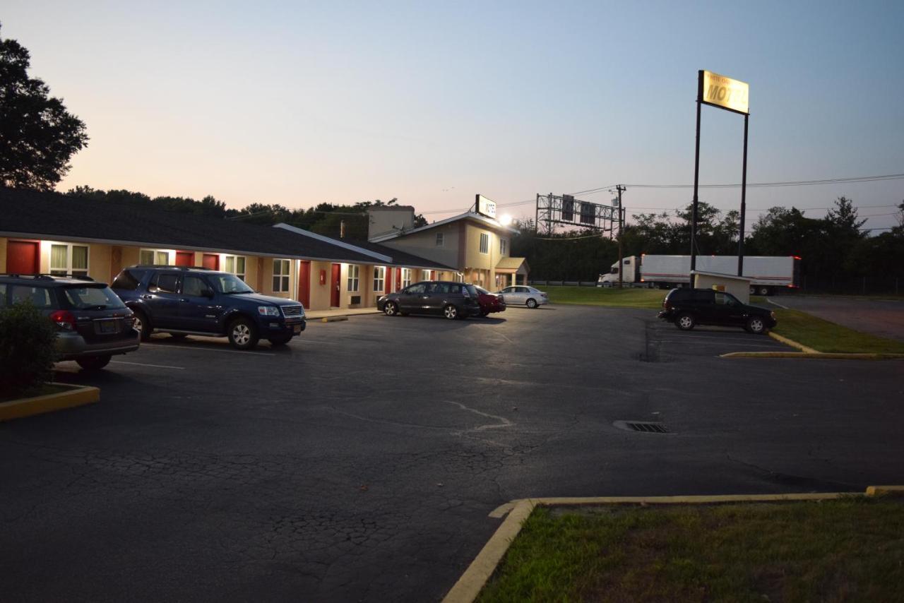 White Oaks Motel Pennsville/Carneys Point Dış mekan fotoğraf